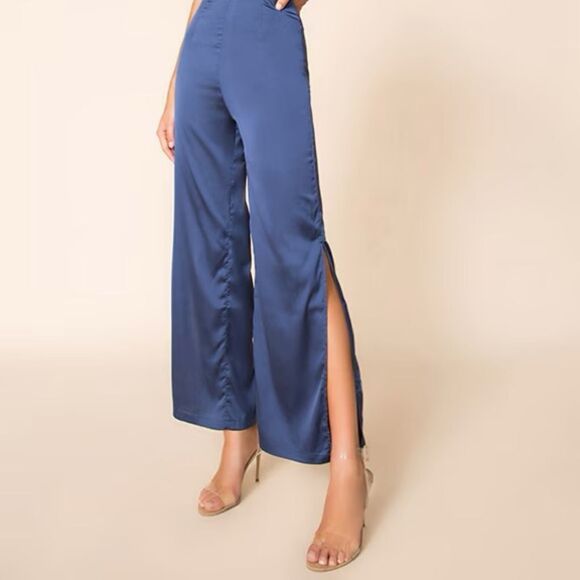 superdown • Navy blue satin Larissa jumpsuit - Picture 3 of 8